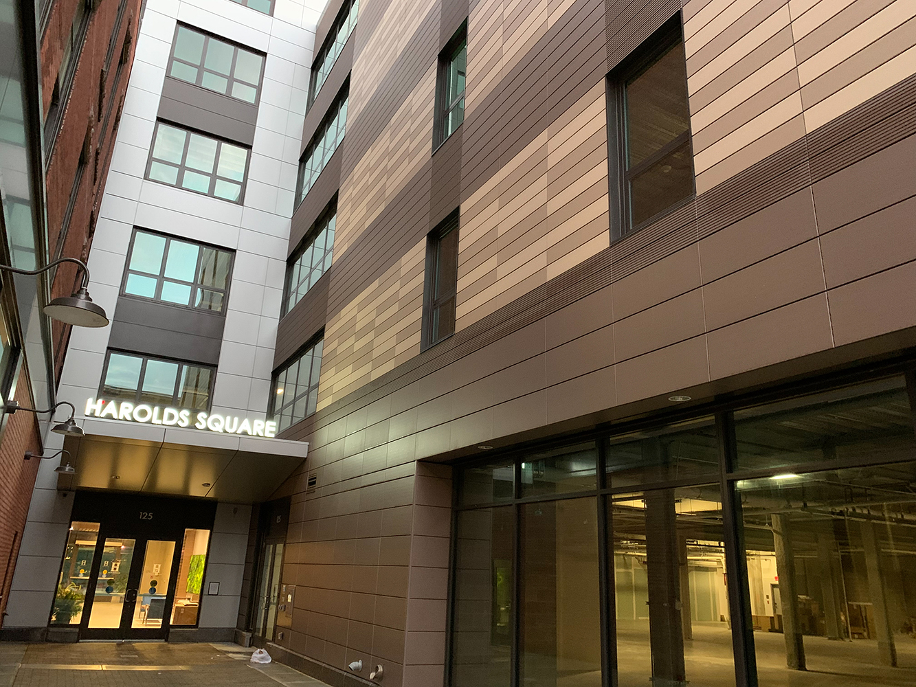 180,000 Sq./Ft. Mixed-Use Building - Avenere Cladding LLC